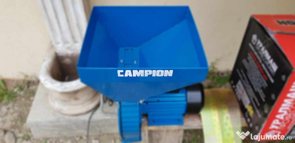 Moara#electrica CAMPION cereale,porumb,stiuleti,300kg/h,4,5Kw, 3000Rpm