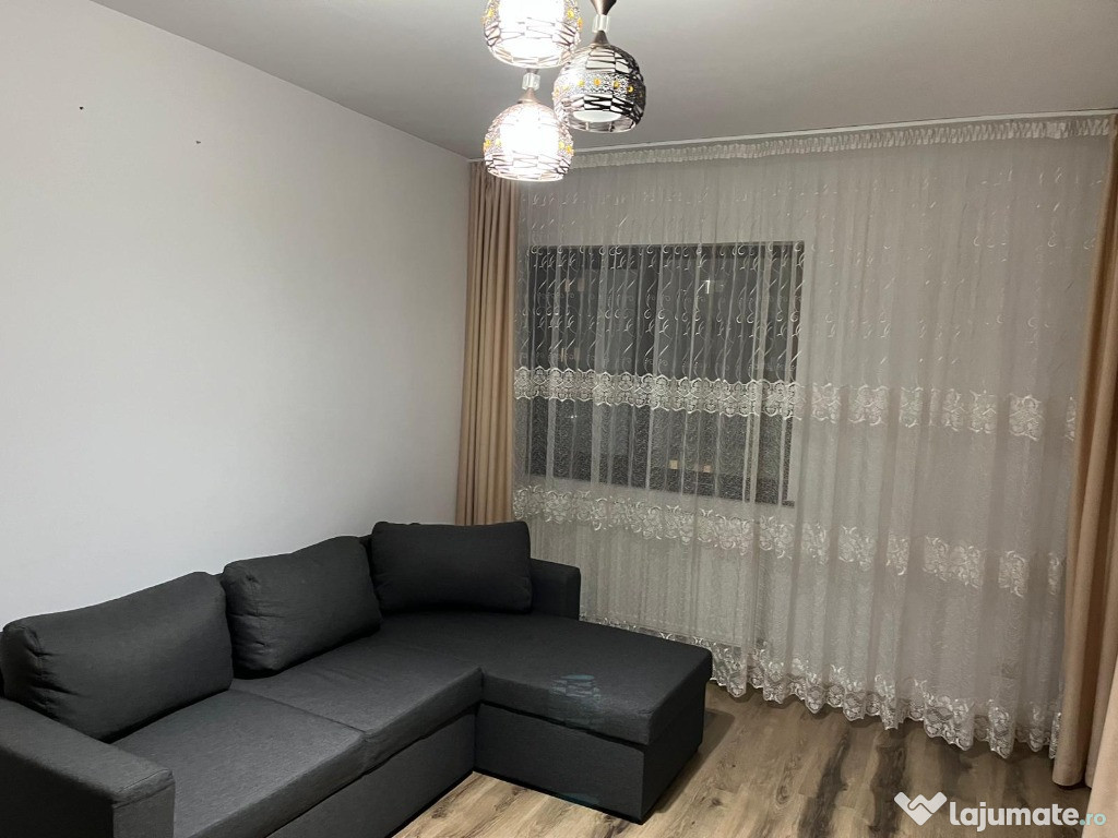 Închiriez apartament 2 camere decomandat militari