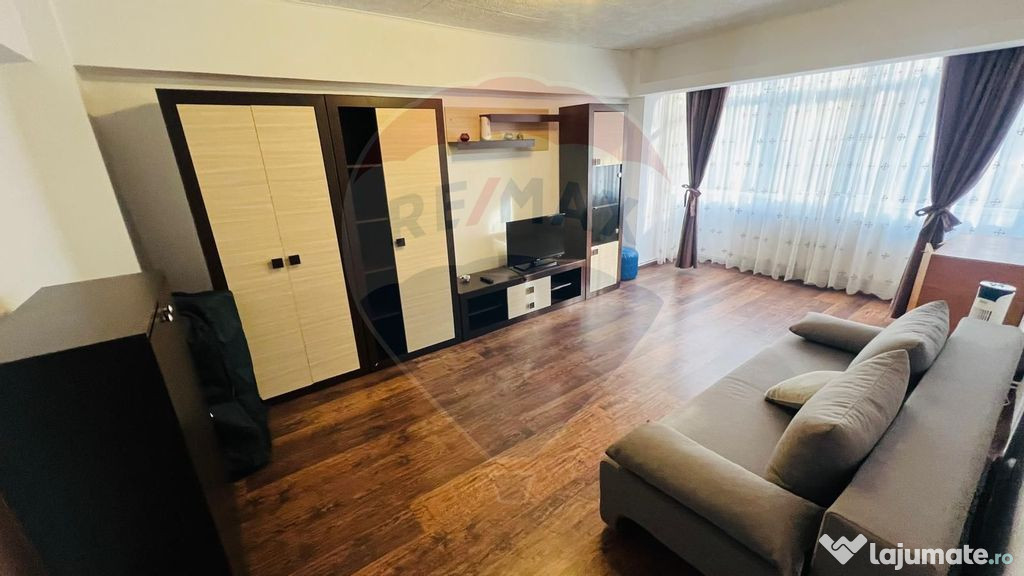 Apartament cu 2 camere de închiriat în zona Ultracentral