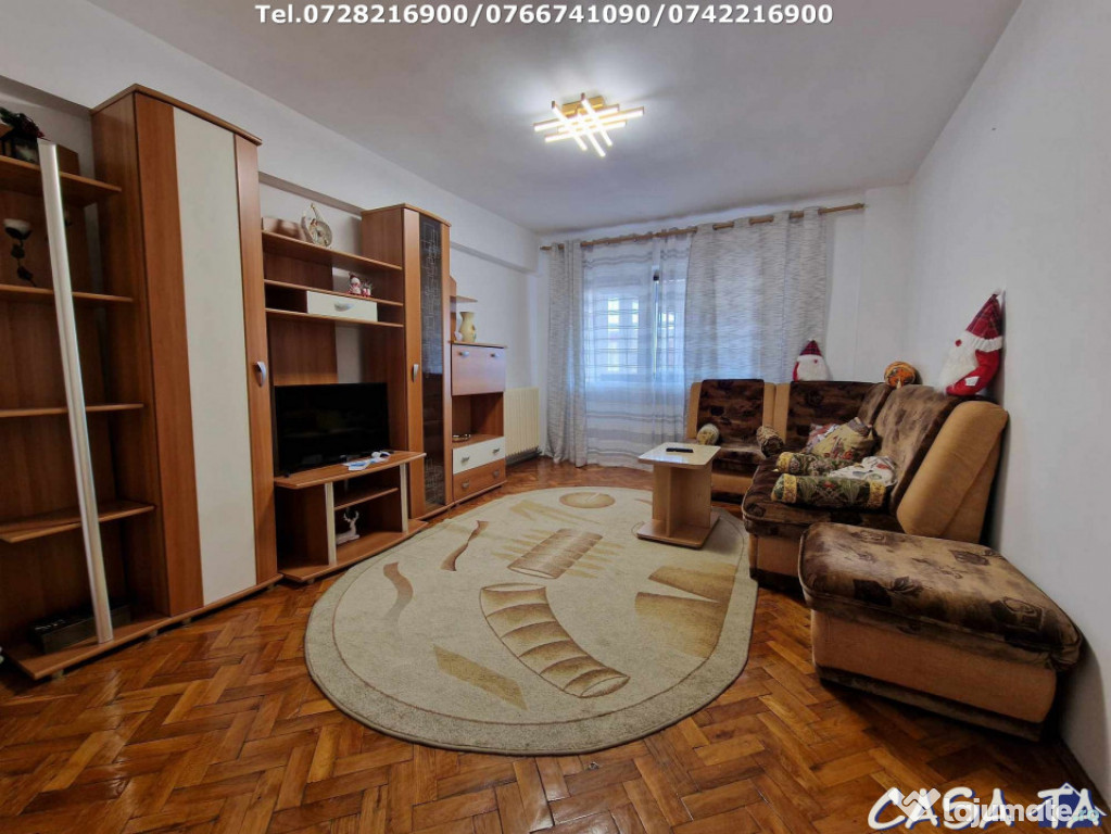 Închiriere apartament 2 camere, Str.Unirii (Ultracentral)