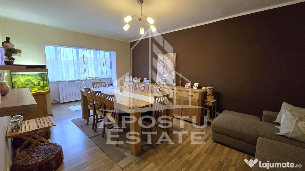 Apartament cu 4 camere, renovat, centrala proprie, zona B...