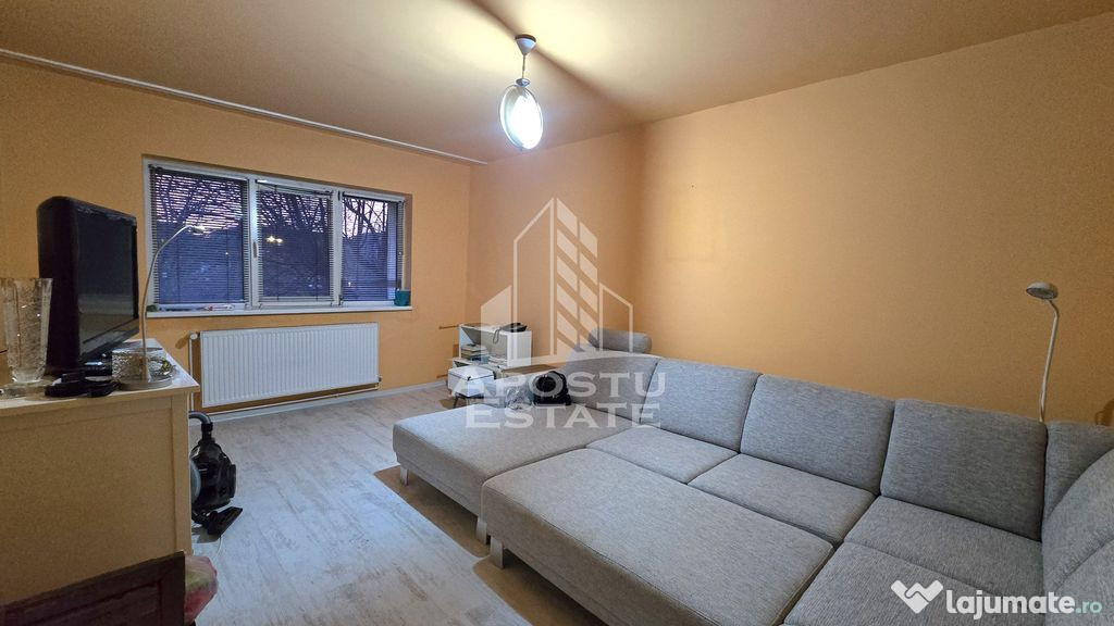 Apartament cu 2 camere, etaj 1, centrala proprie, zona Ar...