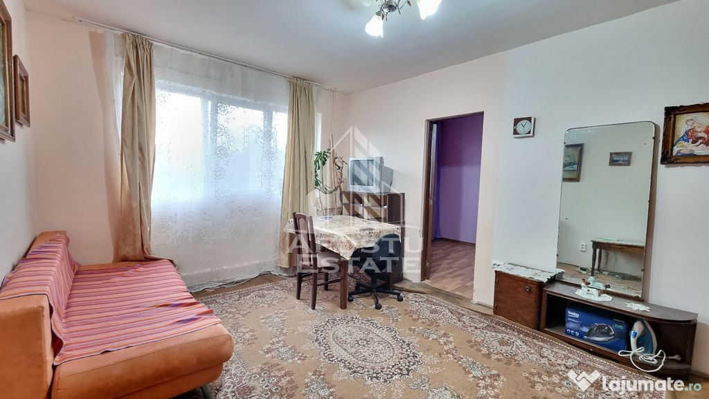 Apartament 2 camere, etaj intermediar, bloc anvelopat, zo...