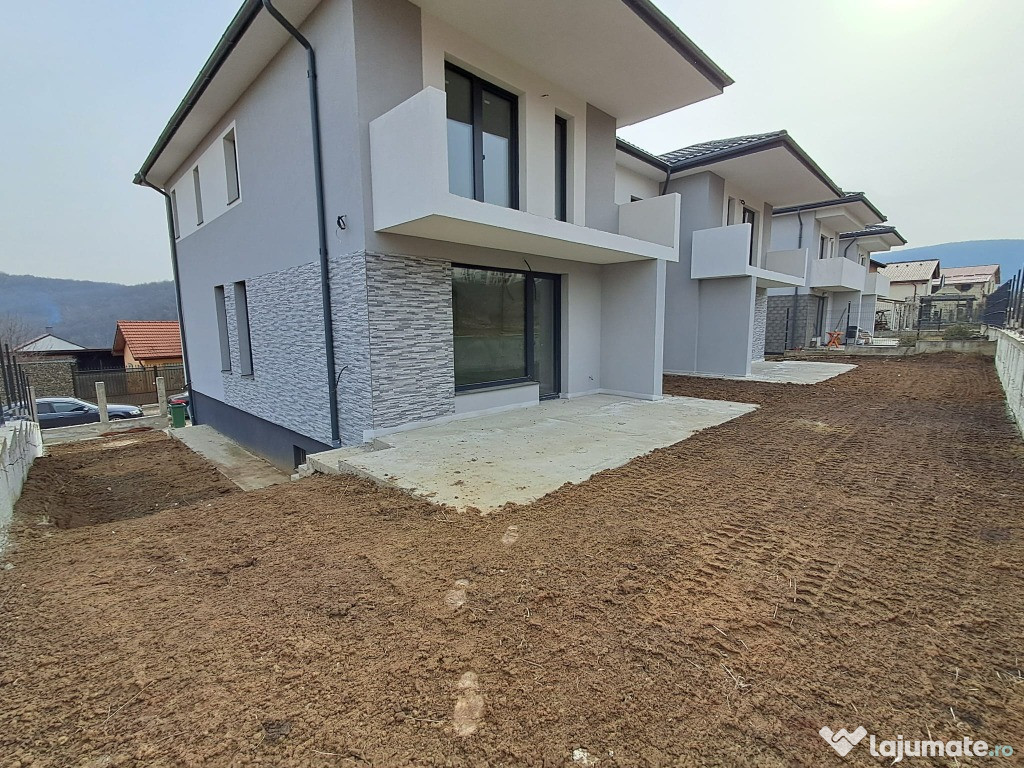 Duplex D+P+Etaj 180 mp, garaj Floresti