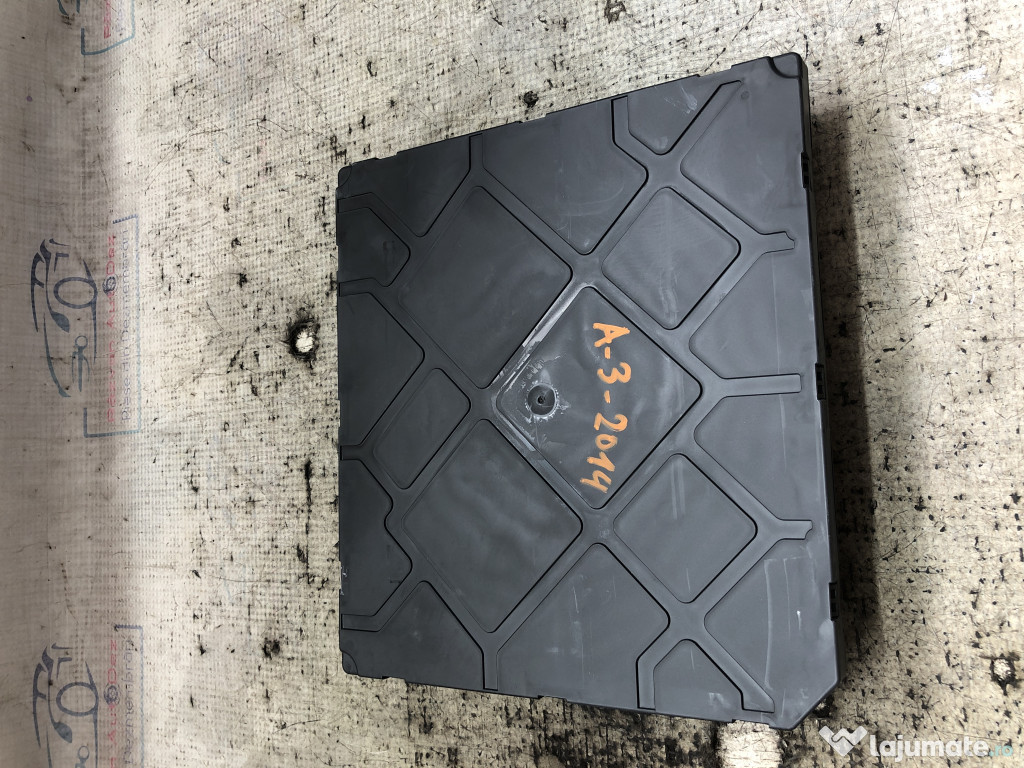 Boxa dreapta spate Nissan X-Trail