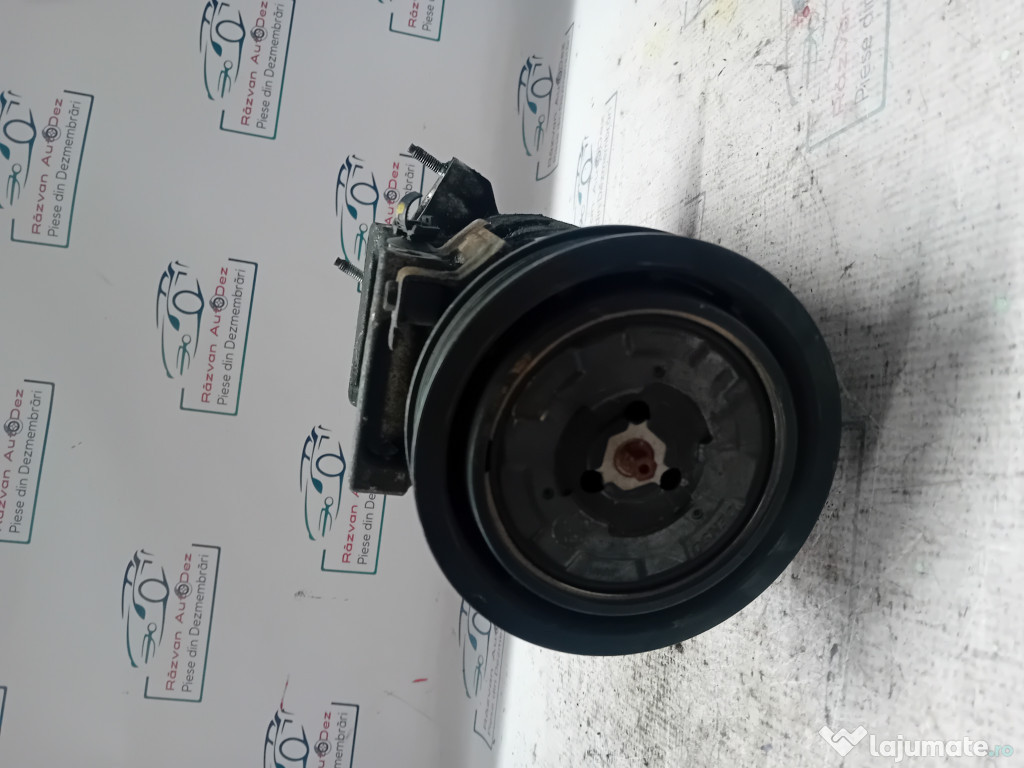 Maner exterior stanga spate Audi A8 2008