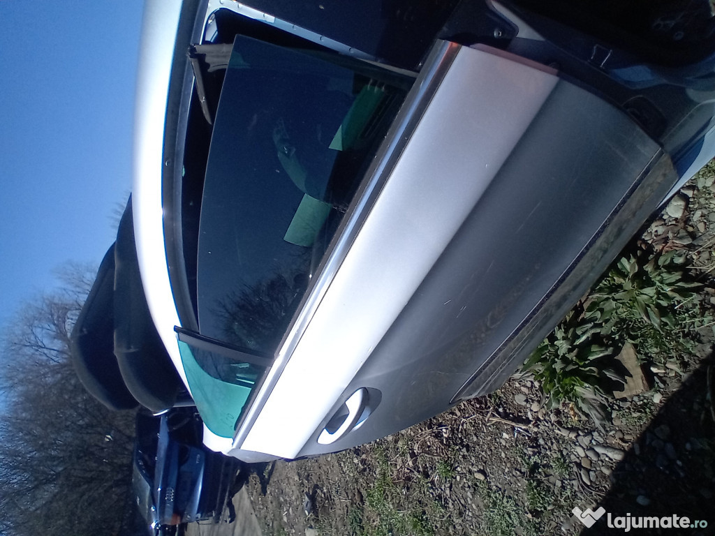Senzori parcare fata Opel Astra K 2015