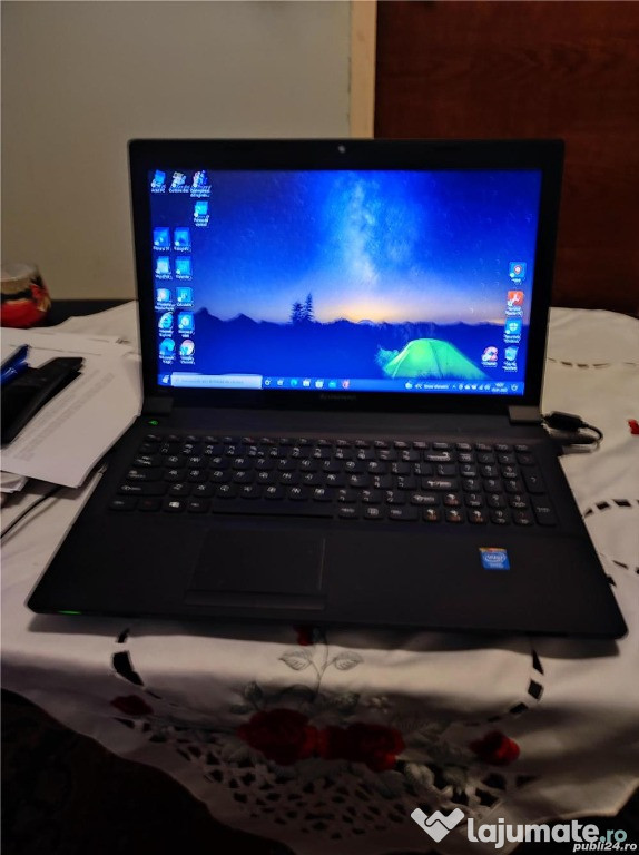 Laptop LENOVO B590 cu winows 10