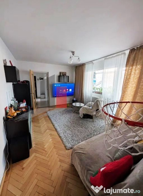 Apartament de 3 camere de vanzare zona Titan-Bulevardul N...