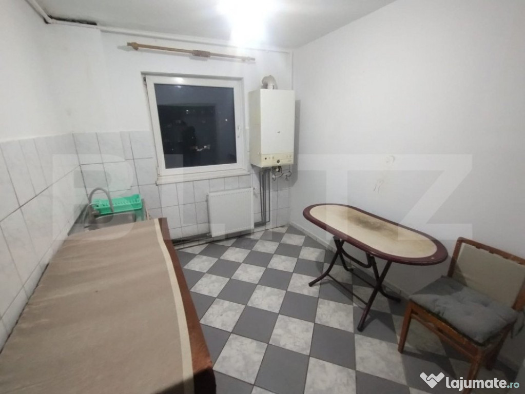 Apartament 2 camere,etaj 3,50mp,oras Beclean