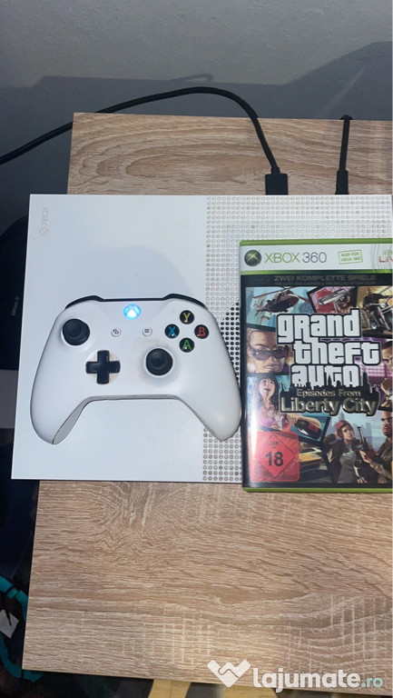 Vând sau schimb XBOX ONE S 1tb