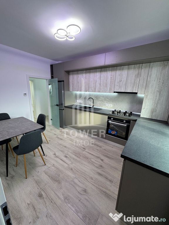 Apartament 3 camere de vânzare