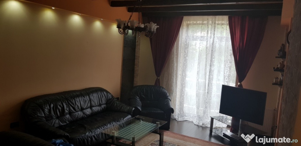 Apartament de închiriat