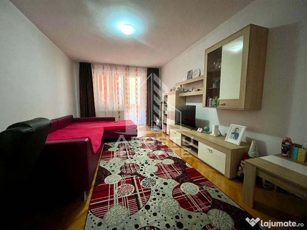 Apartament 3 camere,etaj 1,centrala proprie,zona Simion B...