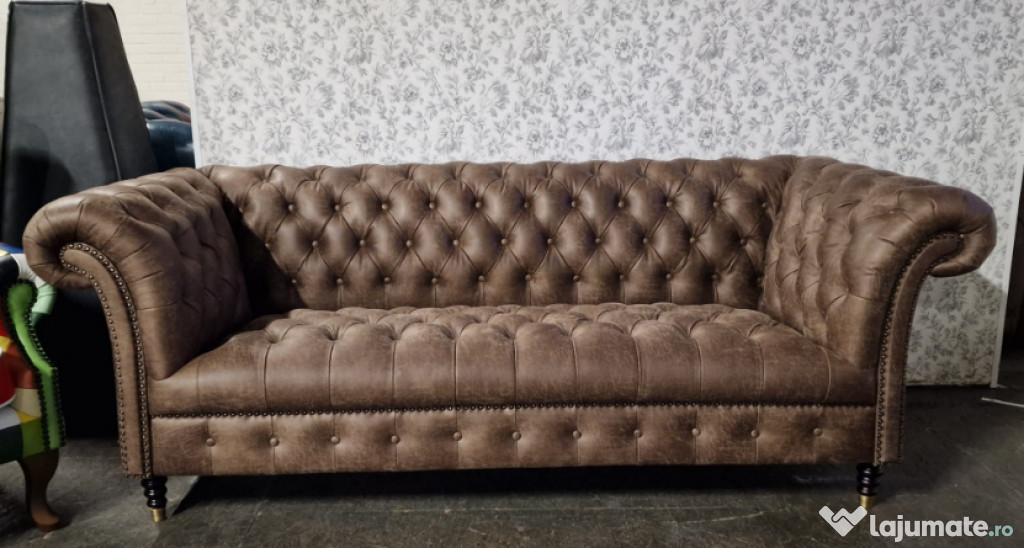 Canapea Chesterfield Clinton, 3 locuri, Soft letaher Yacht Brown