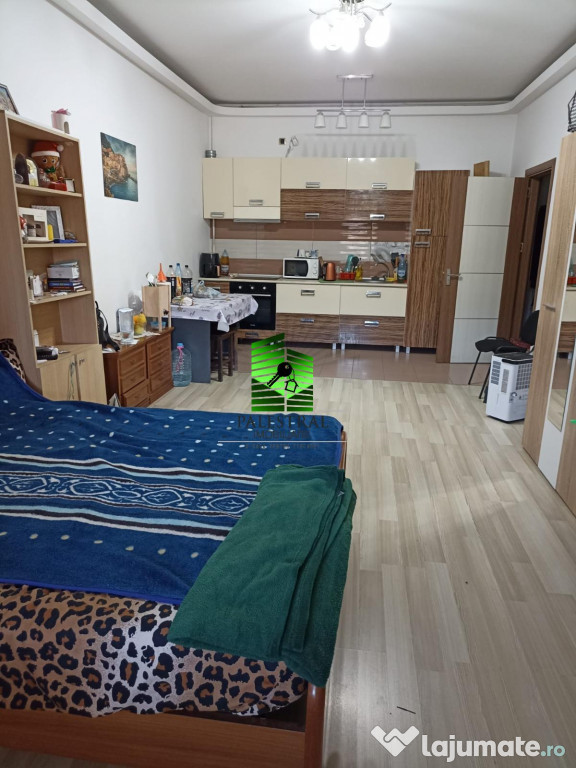 Garsoniera decomandata Coresi 84500 Euro