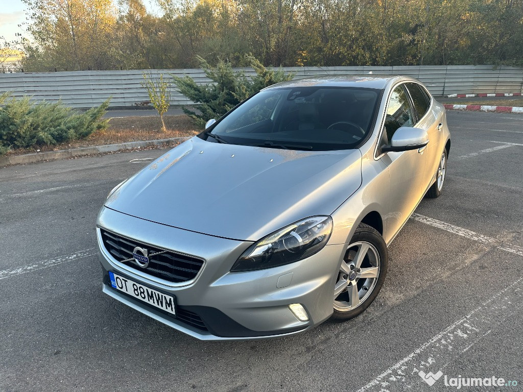 Volvo V40 R-Design 2016 2.0 Diesel
