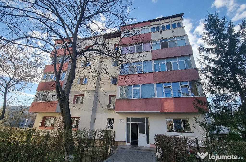 Apartament cu 3 camere decomandat în Tătărași 68mp, etaj P/4