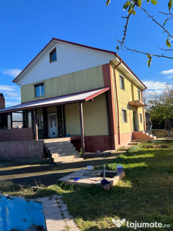 Casa cu teren generos LETEA VECHE