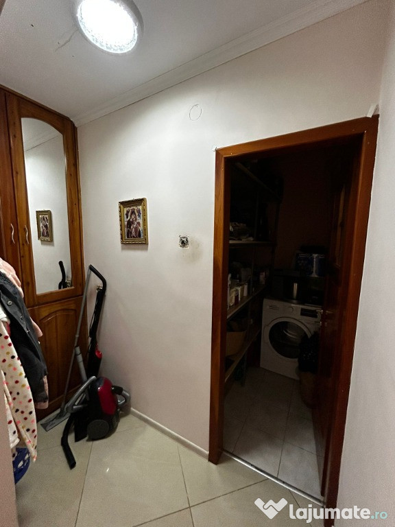 Apartament de inchiriat