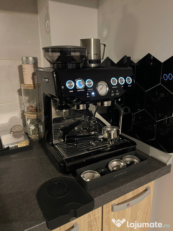 Espressor SAGE BES875BKS