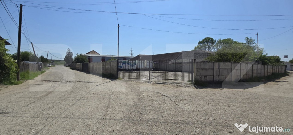 Teren intravilan, împrejmuit, 713 mp, zona Bariera Vâlcii