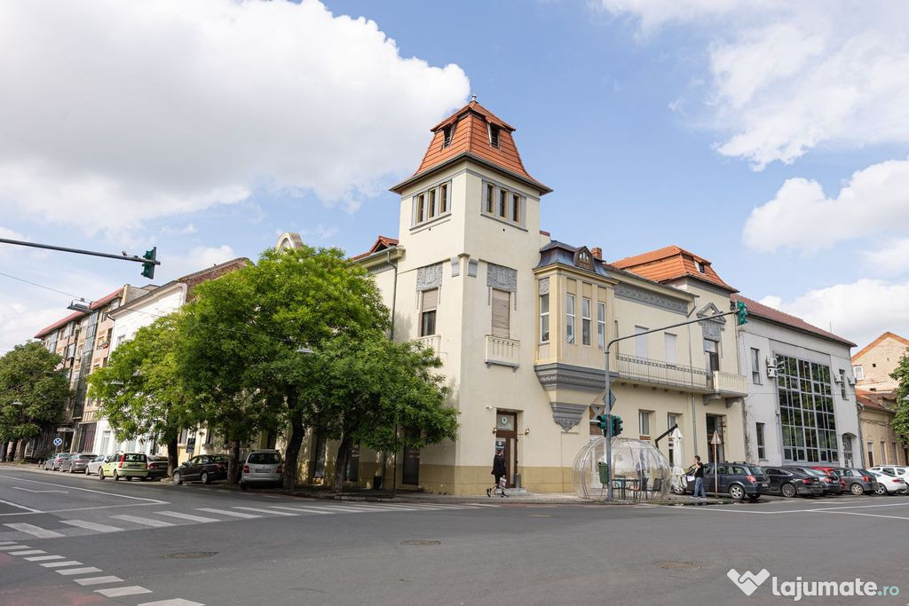 Raritate! Apartament cu 4 camere str, Mărășesti colț ...