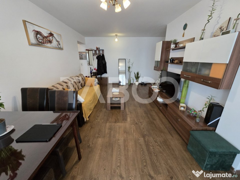 Apartament 3 camere de vanzare decomandat etaj 1 Kaufland Ar