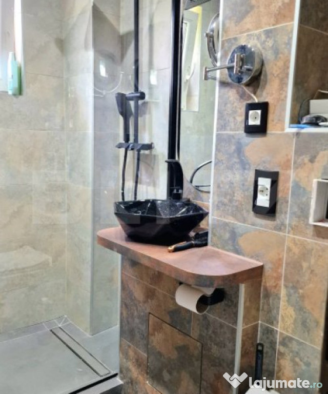 Apartament cu 2 dormitoare, 40 mp, etaj intermediar, zona He