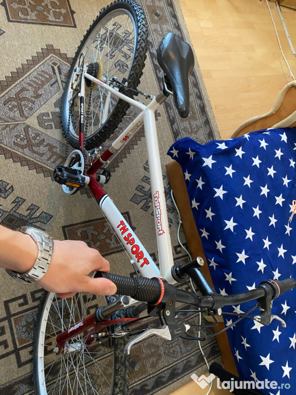 Vand bicicleta stare buna