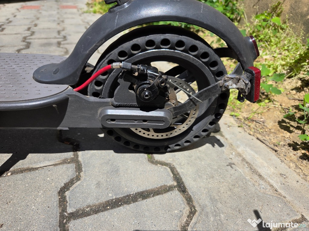 Trotineta Xiaomi m365