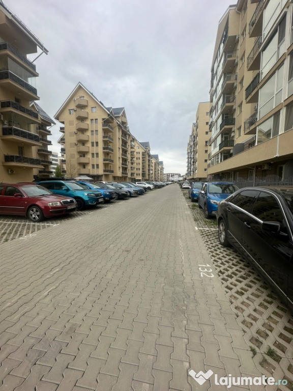 Apartament 2 camere + terasă + curte proprie + parcare | Apollo