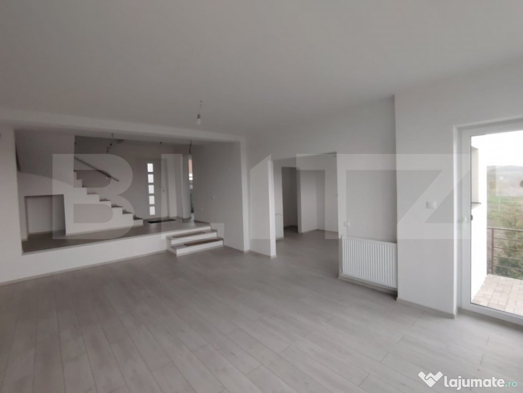 Casa moderna 5 camere Livezeni