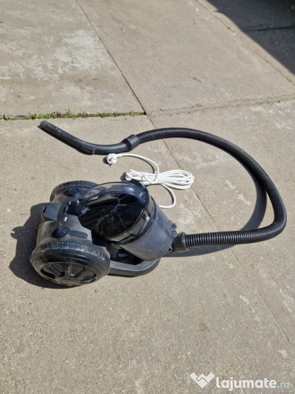 Vand aspirator fara sac