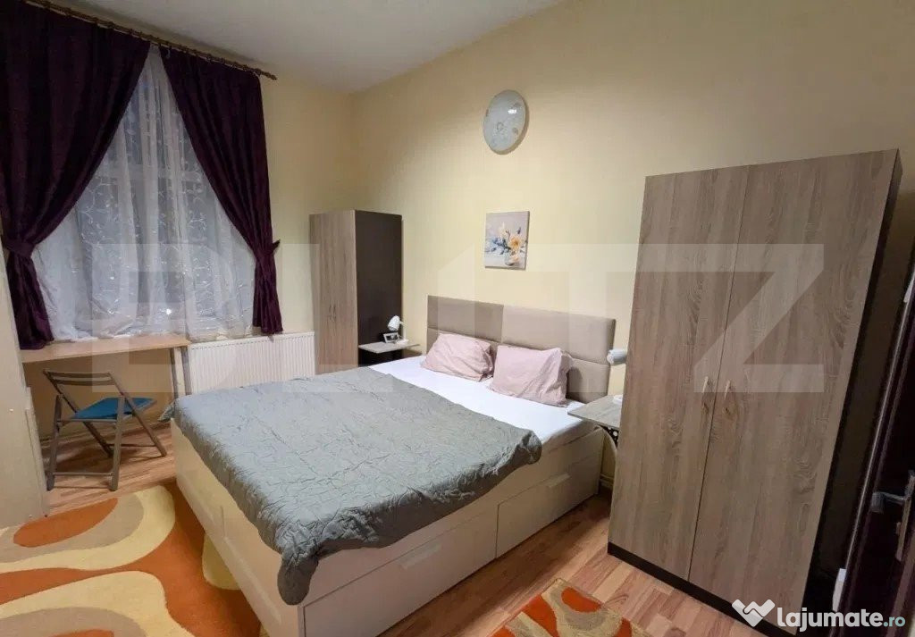 Apartament 3 camere, 51 mp, semidecomandat, zona Decebal