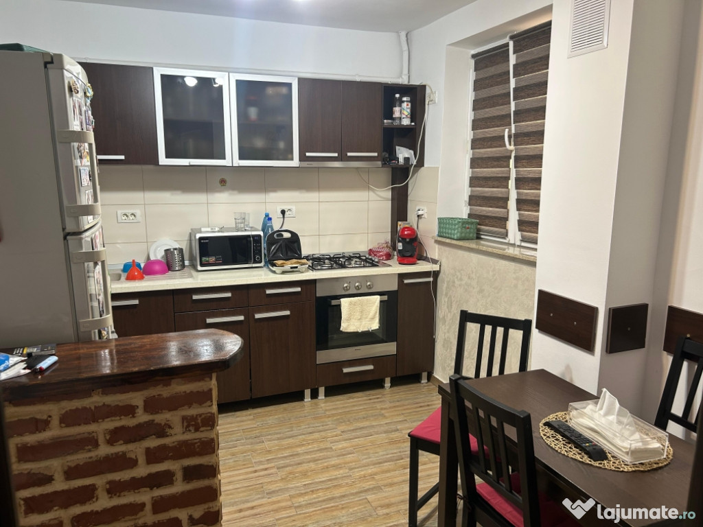Vand apartament 2 camere, Bucuresti, Str. Caminului