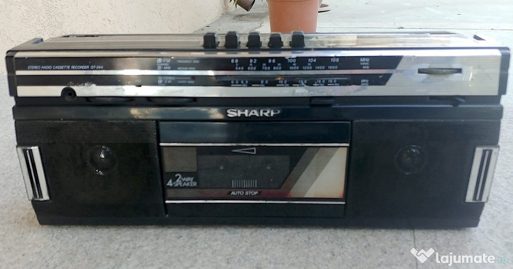Sharp QT-244H radio casetofon portabil JVC Panasonic Sony Akai Aiwa