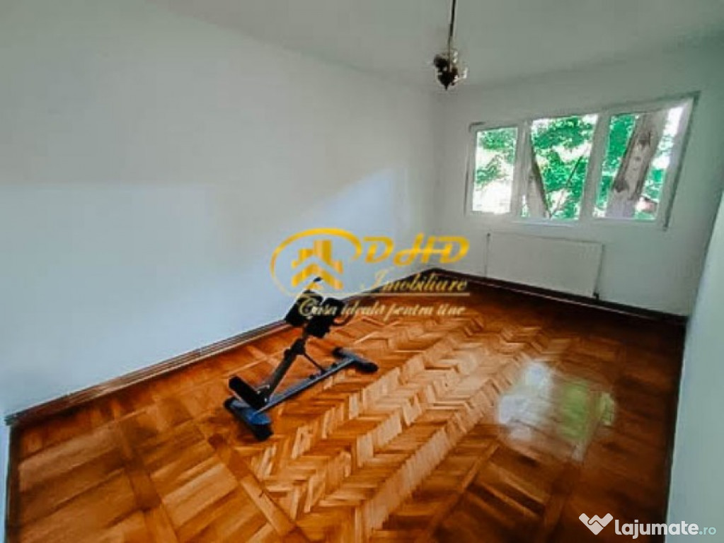Achizitie Apartament 4 camere decomandate, Tătărași Dispecer