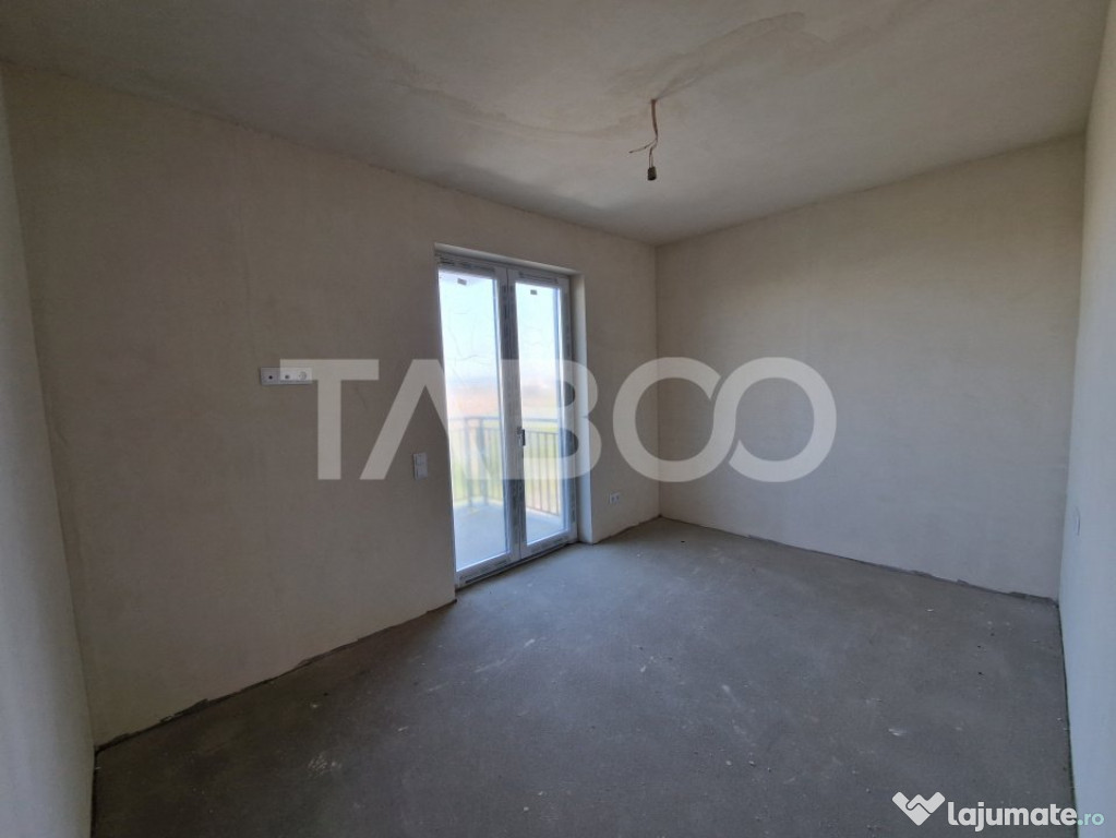 Apartament 3 camere 2 bai etaj 2 bloc cu lift zona de case i