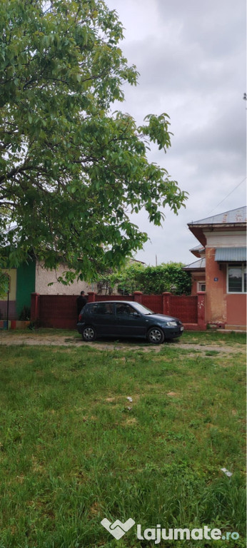 Casă de vânzare.