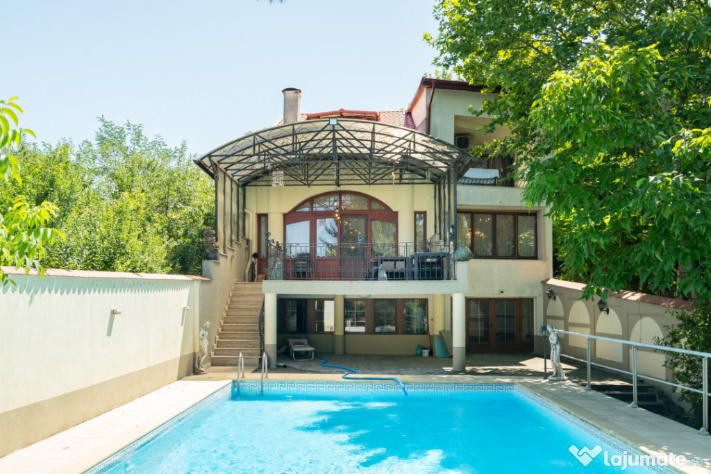 Vila cu piscina pe malul lacului-Snagov -Ciofliceni