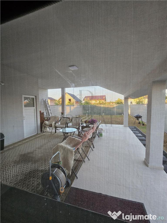 Duplex spatios - mobilat - utilat- zona buna - Mosnita Veche