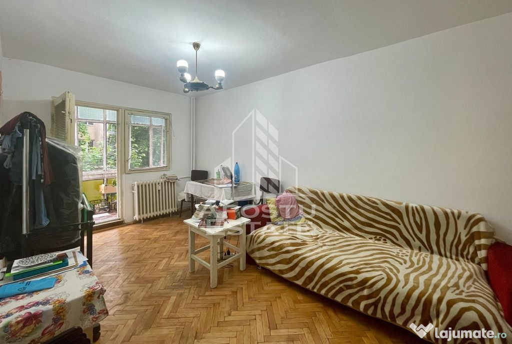 Apartament 1 camera, etaj 1 - zona Aurel Vlaicu, Lebada
