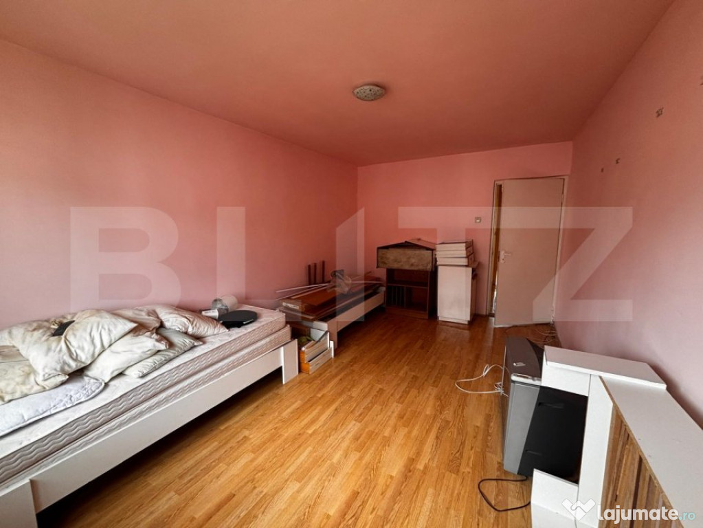 Apartament 2 Camere Decomandat zona Cr Vivu