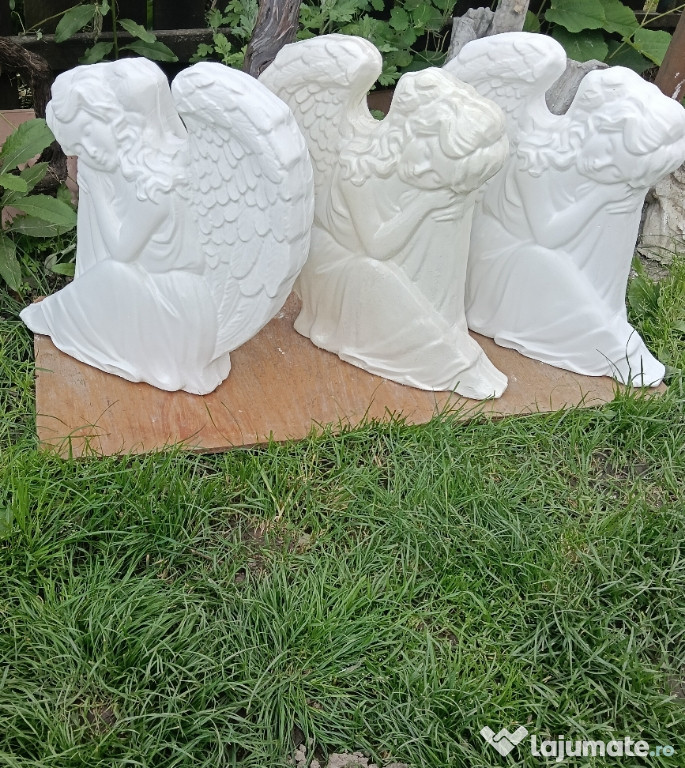 De vânzare decorațiuni