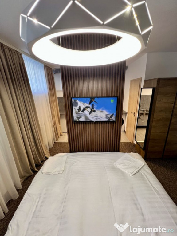 Chirie garsonieră compactă și utilată – zona Lux Divin