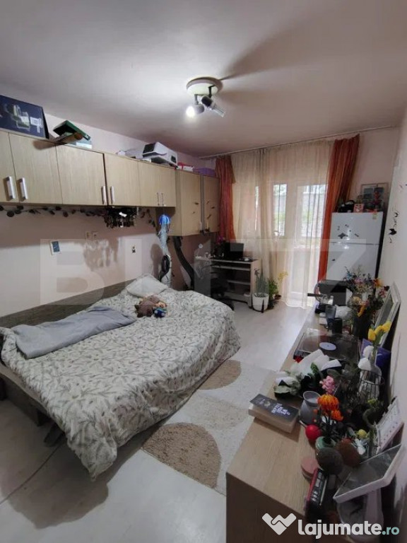 Apartament 1 camera, 28 mp, zona Louis Pasteur