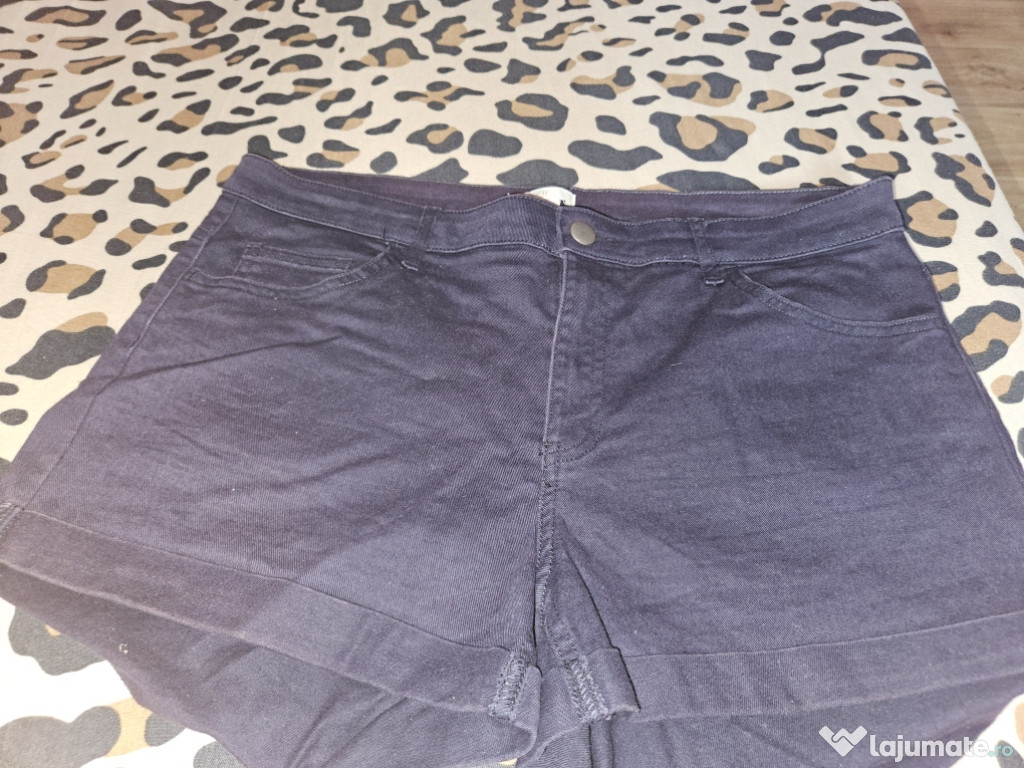Pantaloni scurți H&M damă
