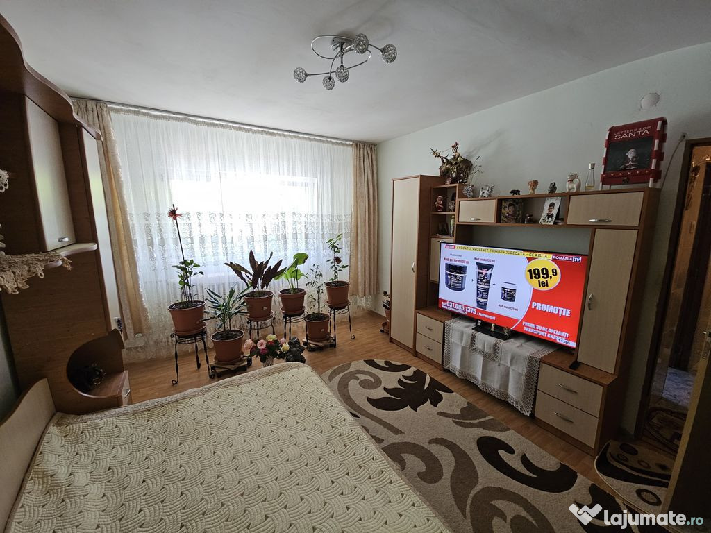 Apartament 2 camere decomandat, stradal Alexandru Obregia