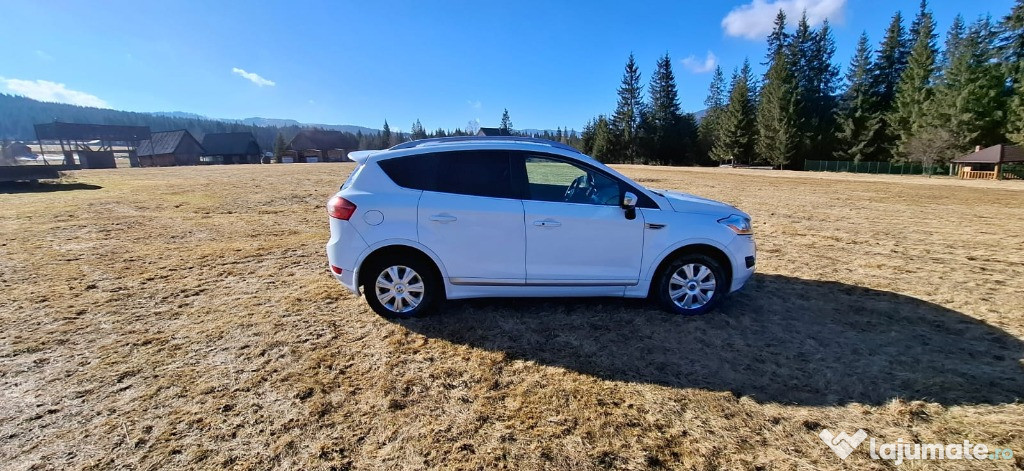 Ford Kuga 2012 Individual 4x4 Automatik NAVI PANORAMA BIXENON AHK